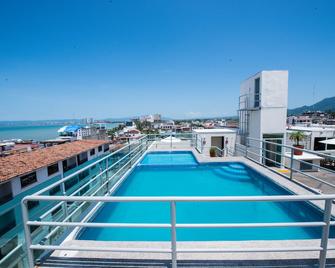 Hotel Portonovo Plaza Malecón - Puerto Vallarta - Pool