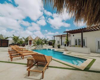 Eva Oceanfront Spa Resort Poolrooftop By Lucha - Savaneta - Pool