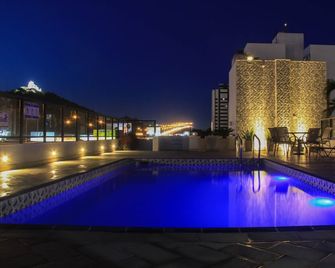 Champagnat Praia - Vila Velha - Basen