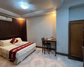 Rossa Hotel - Angeles City - Bedroom