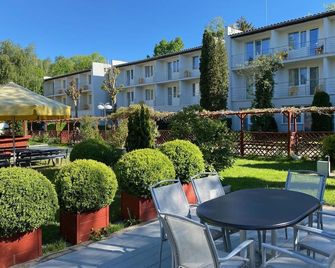 Graal Spa - סווינוצ'י - פטיו