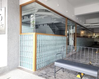 Q Space Sathorn - Narathiwas 18 - Bangkok