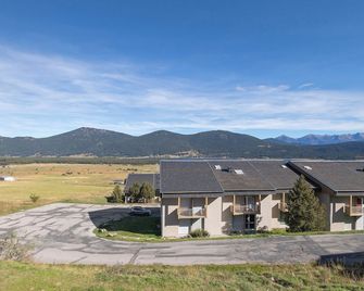 Appartement face au lac 6 voyageurs - Les Angles - Edificio