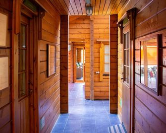 Hotel Somlom - Eco Friendly Montseny - San Esteban de Palautordera - Pasillo