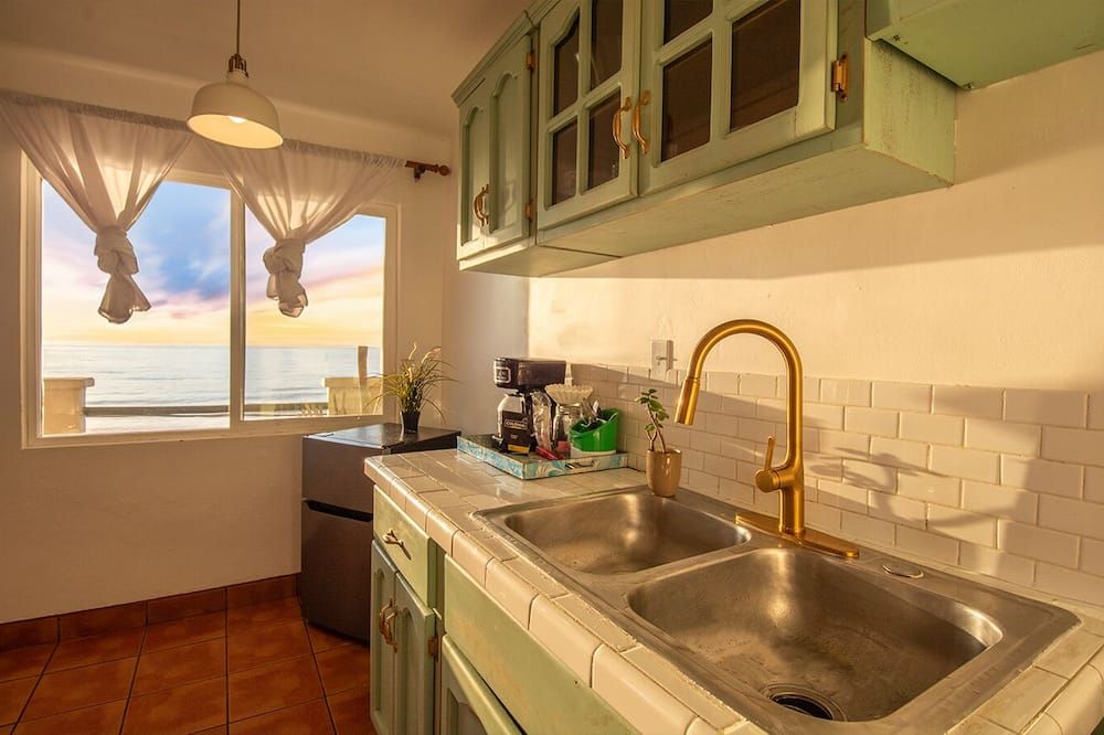 Beachfront Relaxation 1 Bedroom Apt - تيجوانا - مطبخ