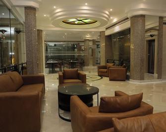 El Sheikh Suites Hotel - Beirut - Lobby