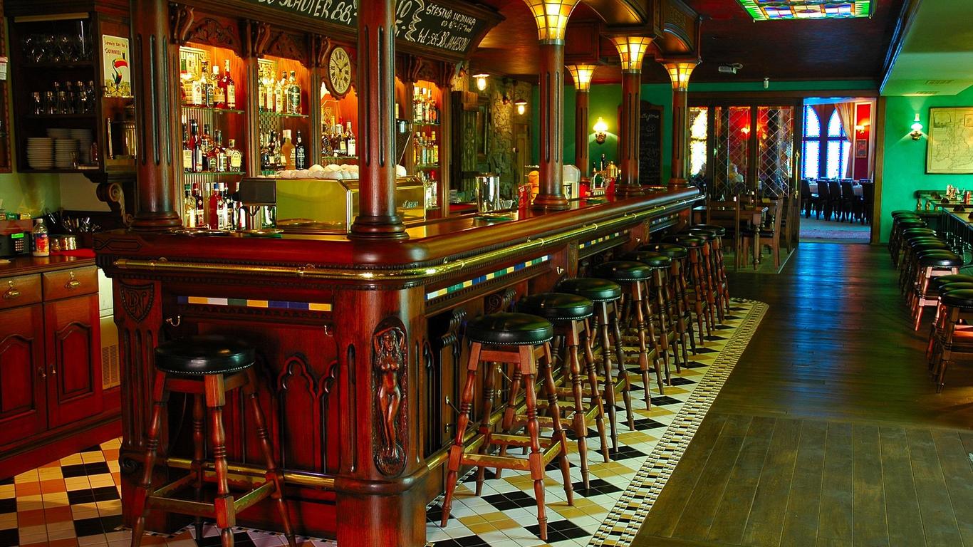 أفريقا هوتل