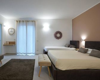 Il Girasole Capo d'Orlando - Capo d'Orlando - Schlafzimmer