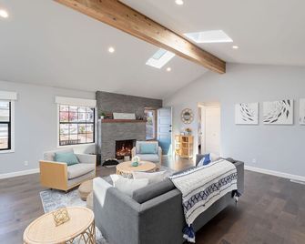 3849 La Vista Portola home - Del Rey Oaks - Living room