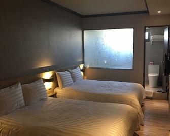遠悅飯店卡樂一館 - 台南市 - 臥室