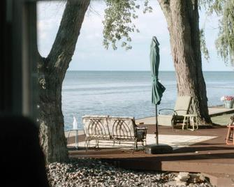 River & Bay Views at Shirley's Temple! - Bay City - Beach
