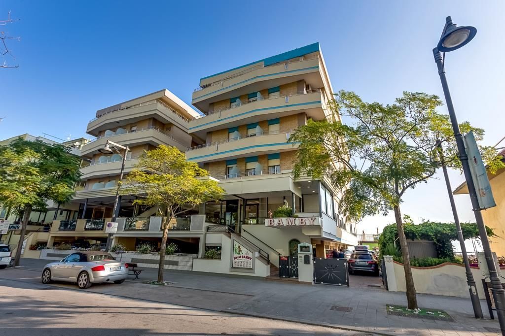 Hotel Bamby - Gatteo a Mare - Gebouw