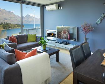 Hello Qt Pounamu - Queenstown - Living room