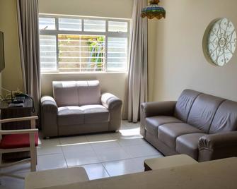 House season center Olinda 7 rooms with pool - Olinda - Wohnzimmer