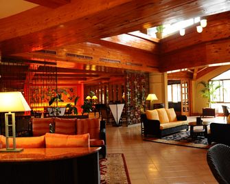 The Manor At Camp John Hay - Baguio - Salon