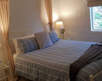 Donnybrook Cottages - Hutt River - Clare - Bedroom