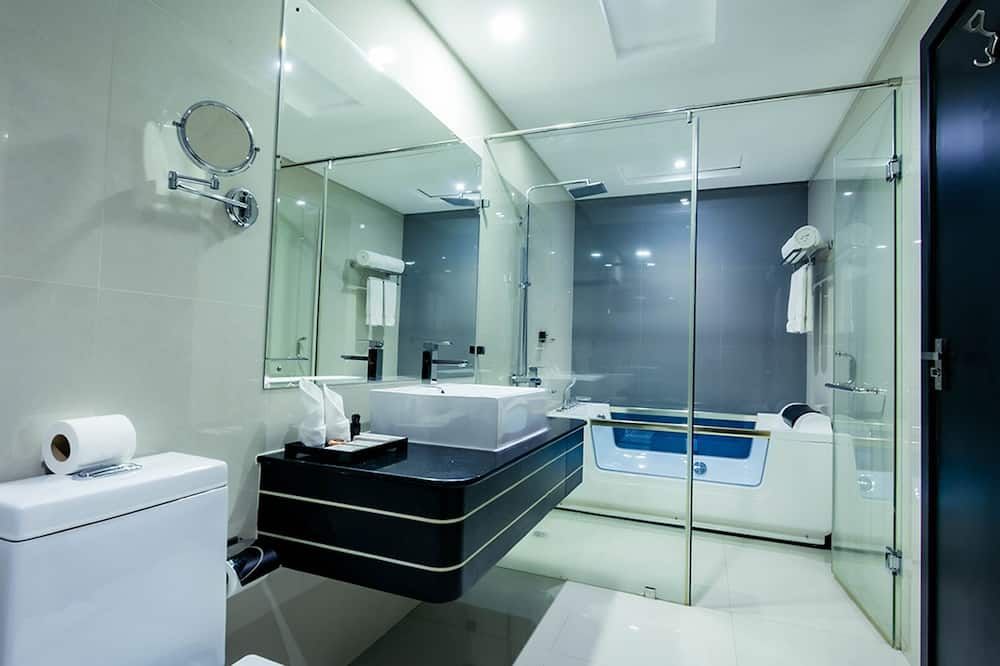 Arman Hotel Juffair Mall thumbnail 3