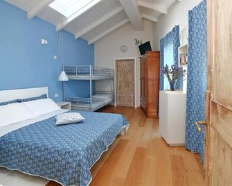 Tramontodivino R&B - San Pietro In Vincoli - Habitación