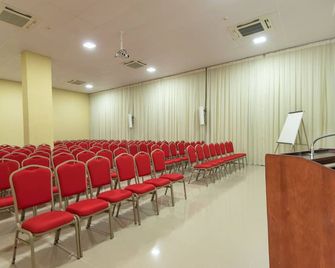 Hotel Santos Dumont Aeroporto Slz - Сан-Луїс - Зал засідань