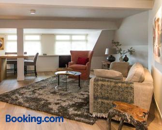 Short stay Midden Drenthe - Beilen - Sala de estar