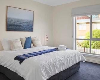 Little Malop Escape I Central Geelong - Geelong - Bedroom