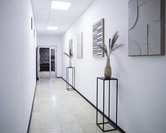 Interhotel Tatra - Kopřivnice - Hallway