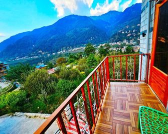 Hotel Marina Heights - Manali - Balkon