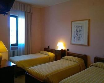 Hotel La Rotonda - Chieti - Bedroom