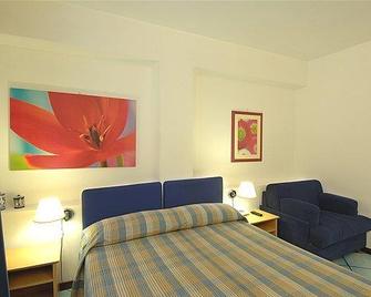 Hotel Le Fioriere - Praiano - Yatak Odası
