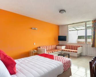 OYO Hotel Casa Blanca - Martínez de la Torre - Bedroom
