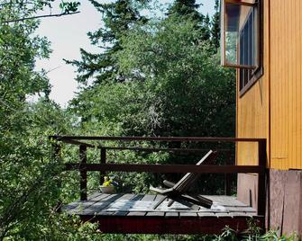 ○ ☆ Denali Starlight Cabin - Stunning Mountain Views - Denali Park - Balcony