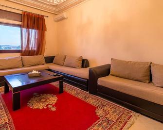 apartment for 2 to 4 people - Ouarzazate - Sala de estar