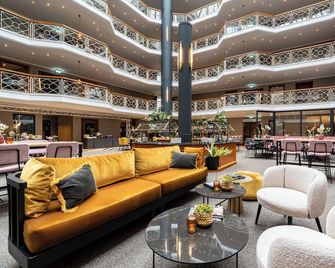 Van der Valk Hotel Berlin Brandenburg - Blankenfelde-Mahlow - Лаунж