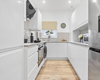 Drumpellier Apartment by Klass Living Coatbridge - Coatbridge - Kitchen