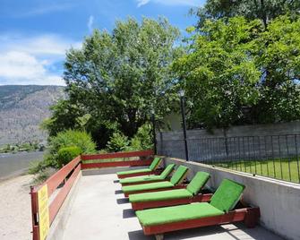 Falcon Resort - Osoyoos - Balcón