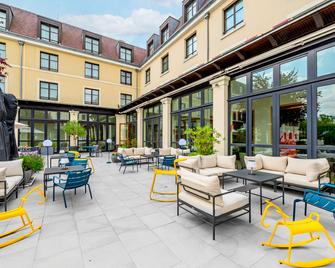 Radisson Blu Hotel Paris, Marne-la-Vallee - Magny-le-Hongre - Patio