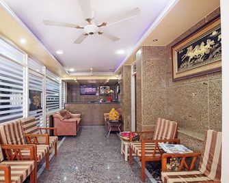 Athidhi Residency - Tirupati - Σαλόνι ξενοδοχείου
