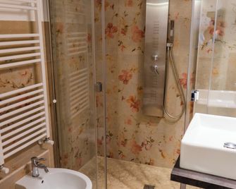 Primavera Mini Hotel - Perugia - Kylpyhuone