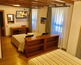 Pensio La Creu - Esterri de Aneu - Habitación