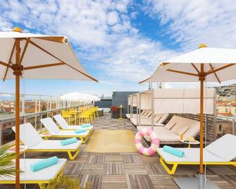 Hôtel Mercure Nice Centre Notre-Dame - Nice - Balcony