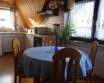 Ferienwohnung-Nr-1 - Vöhrenbach - Comedor
