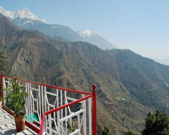Hotel Deodar Villa - Dharamshala - Balcón