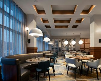 Courtyard by Marriott Montreal Airport - Montreal - Restaurang