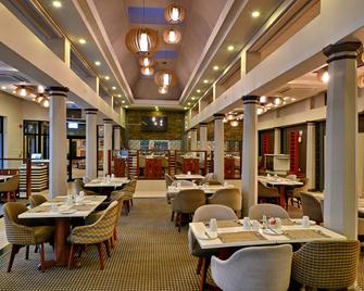 Holiday Inn Harare - Harare - Restoran