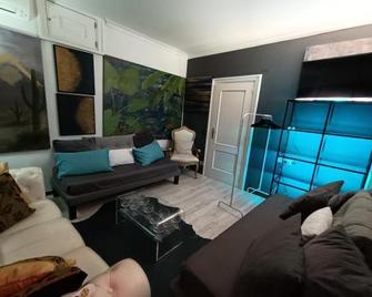 Spanish Steps bedroom - Rome - Living room