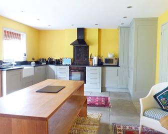 Shortmead Cottage - Biggleswade - Kitchen