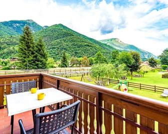 Casa Alberta - Pieve di Ledro - Balcón