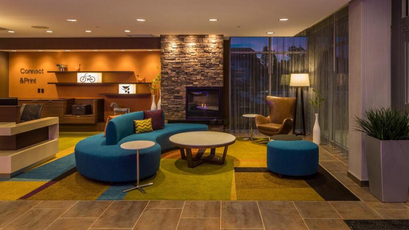 Fairfield Inn & Suites by Marriott Pittsburgh North/McCandless Crossing