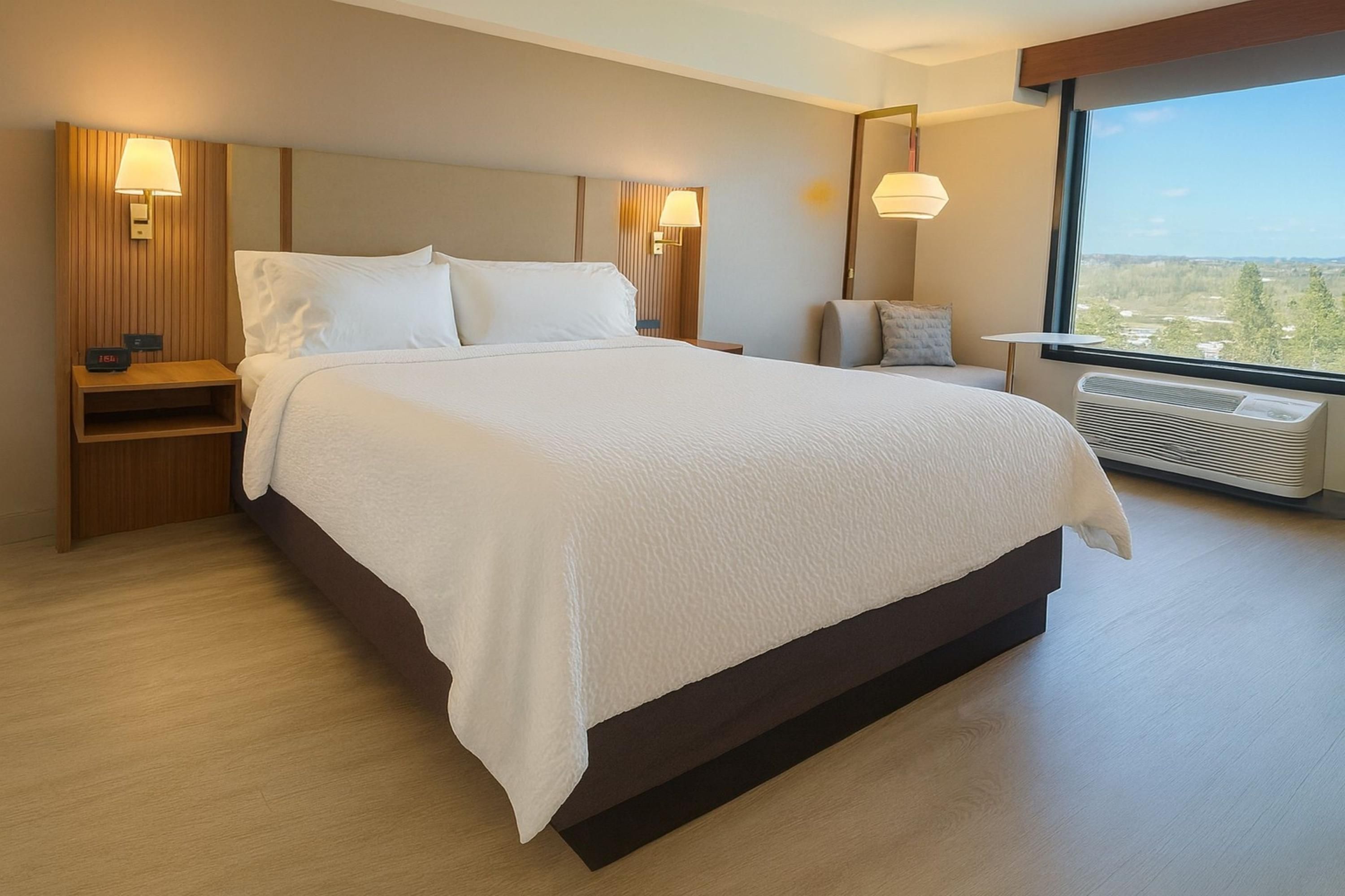 هوليداي إن هوتل آند سويتس ميسيساوج ا باي آيتش جي - ميسيساوغا - غرفة نوم