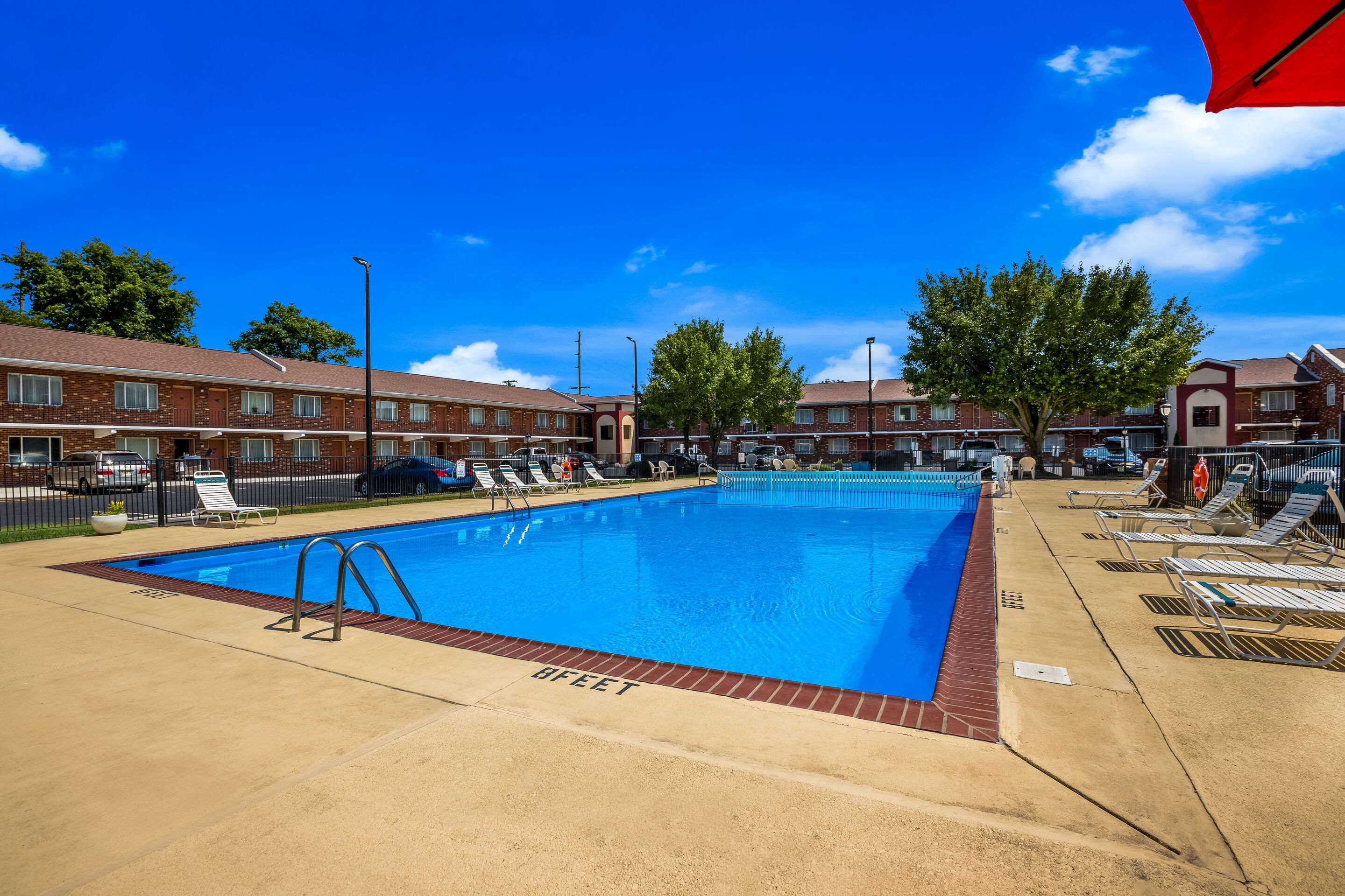 Suburban Studios Millville - Millville - Piscina